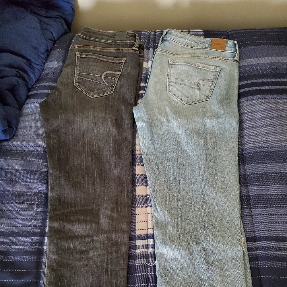 American Eagle Skinny Jeans - 4 Long - Lot of 2